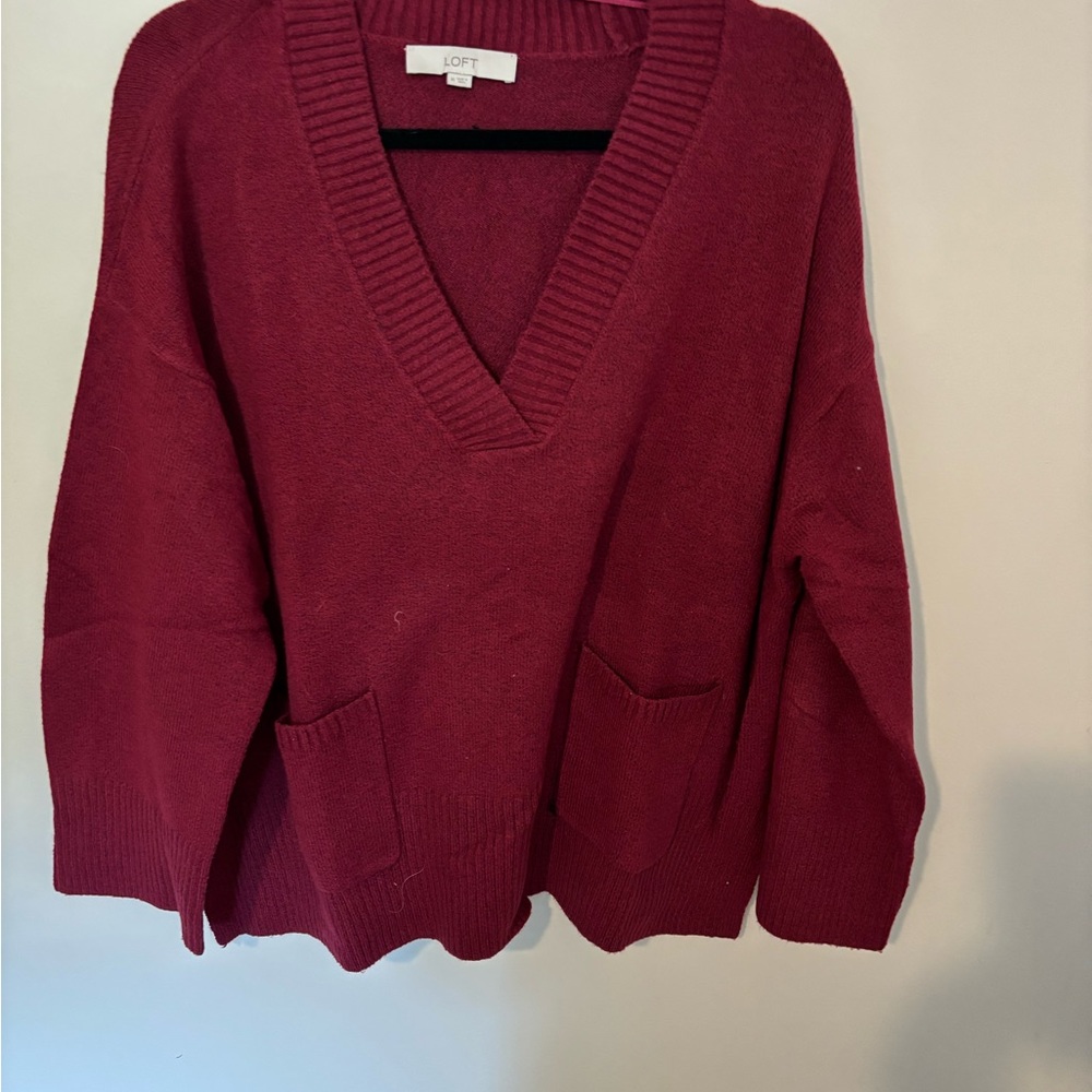 LOFT Women's V-Neck Sweater in Wine